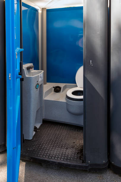 Portable Toilet Options We Offer in Sycamore, IL